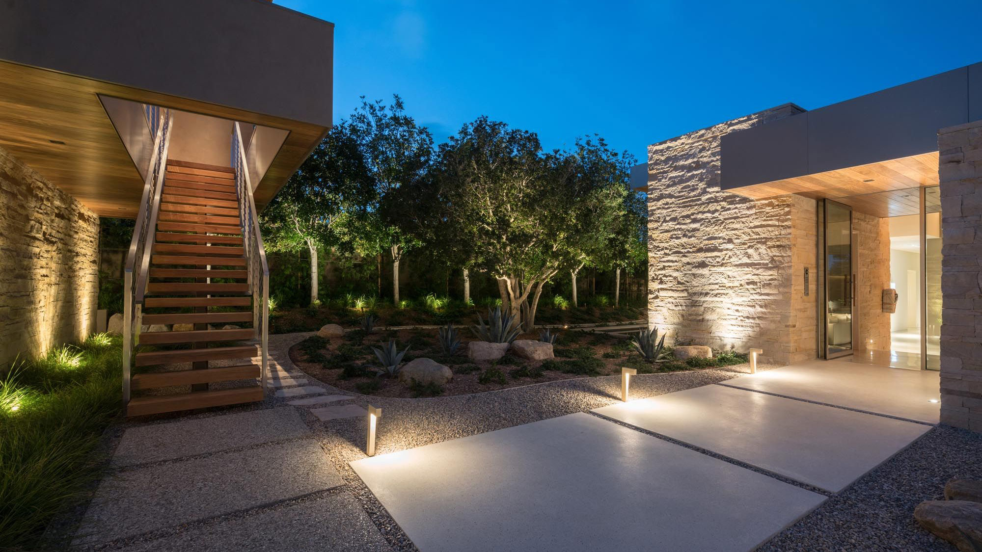 outdoor entertainment Asheville NC, smart home, outdoor audio video, kasted design, north carolina, Garden